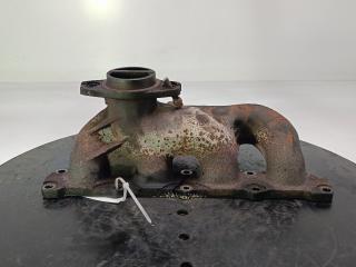 коллектор выпускной Peugeot 406 1 поколение 1996, цвет