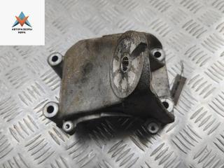 кронштейн двигателя Volkswagen Touareg 1 поколение 2004, 5.0 л., дизель, АКПП, чёрный, внедорожник 5 дв., 07Z199307B