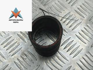 патрубок интеркулера Volkswagen Touareg 1 поколение 2004, 5.0 л., дизель, АКПП, чёрный, внедорожник 5 дв., 7L6128628C