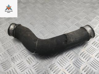 патрубок интеркулера Volkswagen Touareg 1 поколение 2004, 5.0 л., дизель, АКПП, чёрный, внедорожник 5 дв., 7L6145967