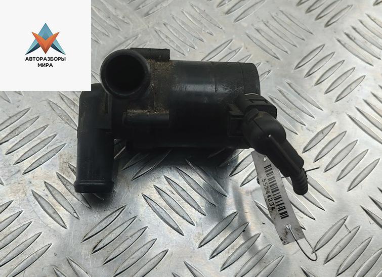Насос водяной дополнительный Volkswagen Touareg 1 поколение 2004, 5.0 л., дизель, 7L0965561A - фото №1