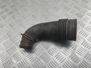 патрубок воздушного фильтра Volkswagen Touareg 1 поколение 2004, 5.0 л., дизель, 7L6129628A