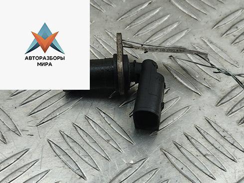 датчик коленвала BMW 5 серия E39 1999, 2.5 л., бензин, АКПП, серый, универсал, 1709616 - фото №1