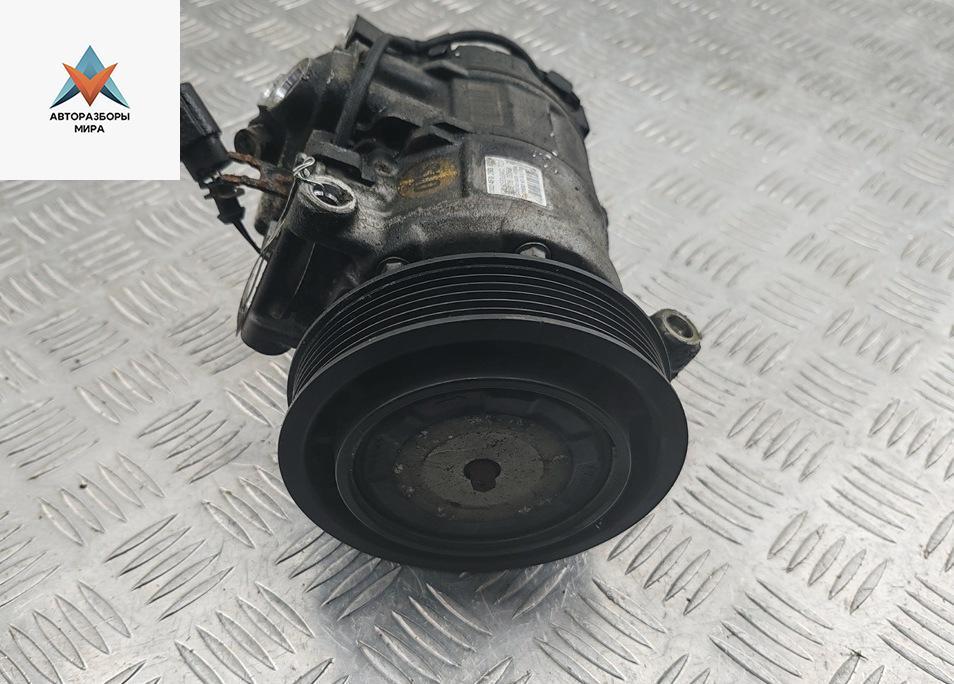 компрессор кондиционера Audi A6 4F/C6 2005, 3.2 л., бензин, 4F0260805H - фото №1