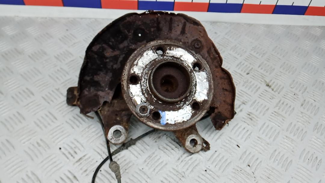 ступица передняя правая Mercedes-Benz Vito W639 2007, 2.2 л., CDI 109, дизель, МКПП, минивэн - фото №1