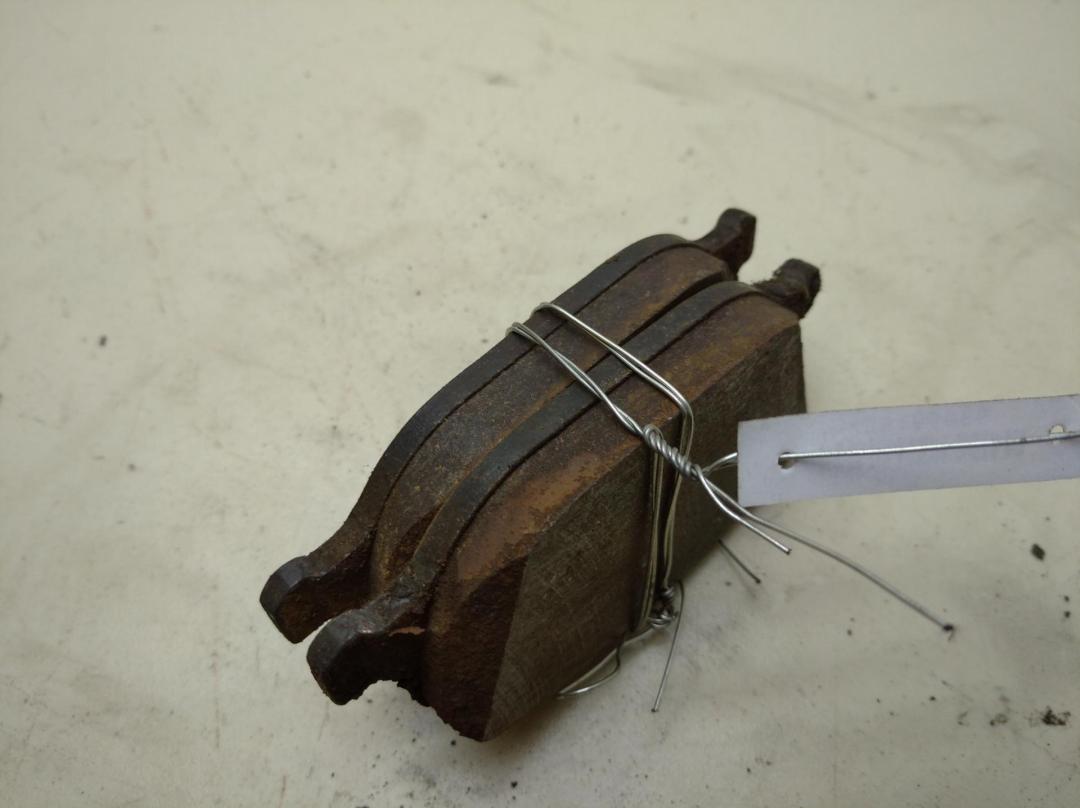 Колодки тормозные задние Alfa Romeo 159 2005, 1.9 л., бензин, МКПП, серый, седан