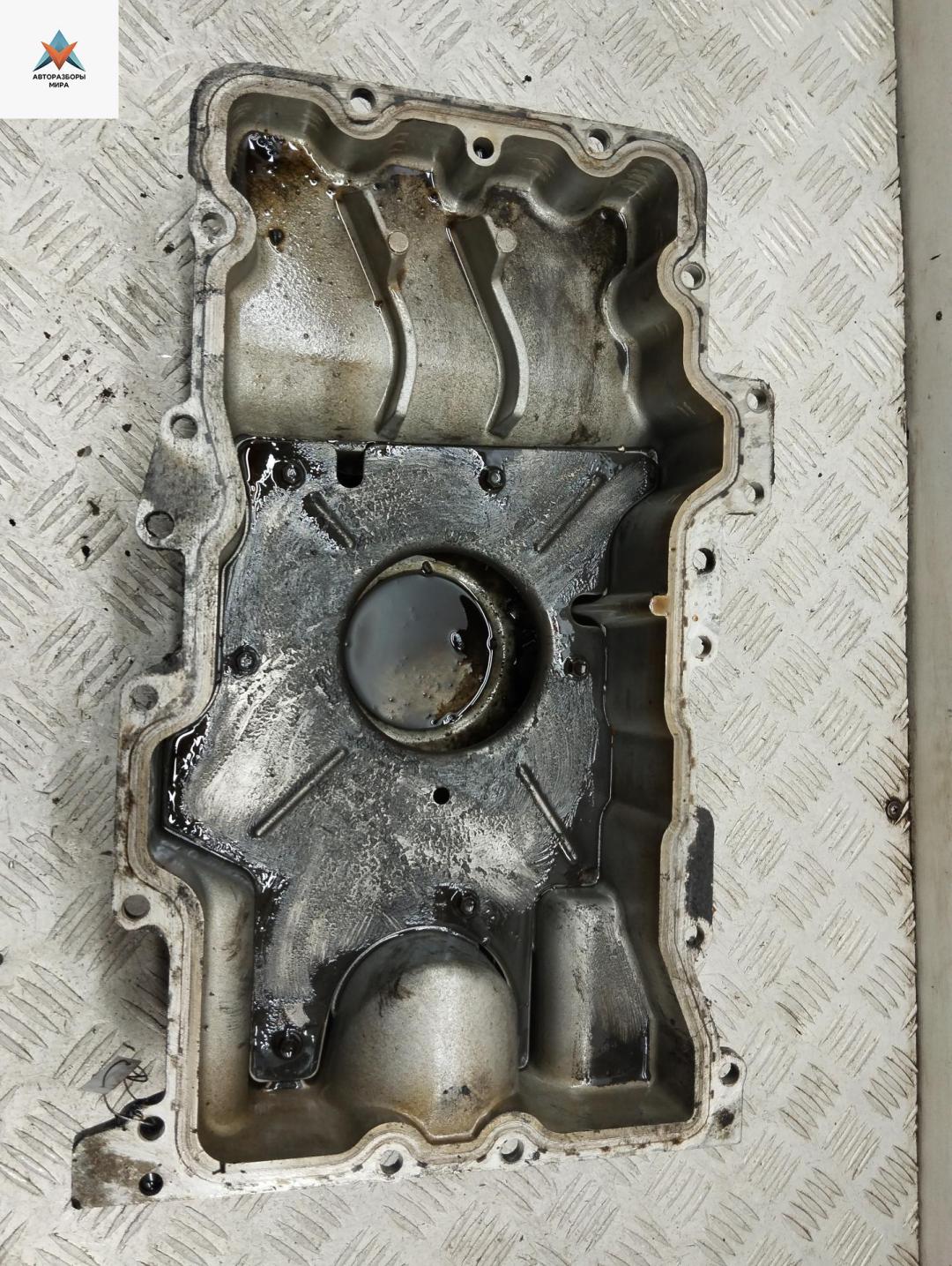 масляный поддон Ford Mondeo 3 поколение 2002, 2.5 л., бензин, АКПП, красный, седан, 2S7E8878AA - фото №1