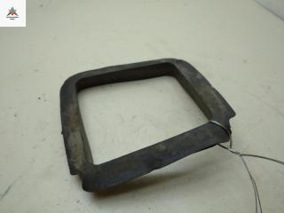 чехол рычага КПП Volkswagen Transporter T4 1992, 2.4 л., дизель, МКПП, красный, микроавтобус, 701711136