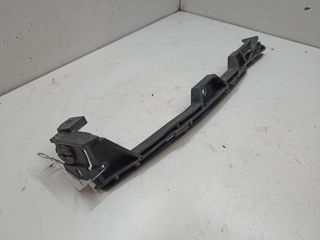 кронштейн переднего бампера Opel Vectra C 2002, 1.8 л., бензин, МКПП, синий, седан, 13140761