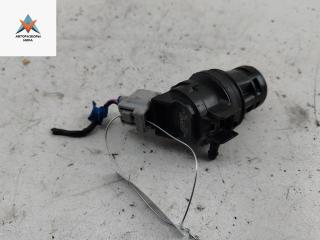 насос (моторчик) омывателя стекла Mazda 6 GG [рестайлинг] 2005, чёрный, хетчбэк 5 дв., 860310-9170