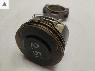 поршень Ford Mondeo 3 поколение 2002, 2.5 л., бензин, АКПП, красный, седан