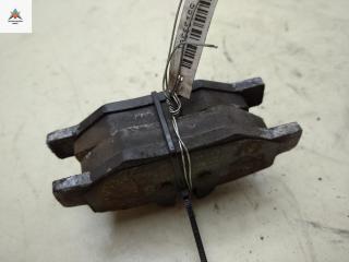 Колодки тормозные задние Mercedes-Benz Vito-2 / Viano W639 2006, 2.2 л., дизель, МКПП, красный, микроавтобус