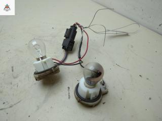 Патрон лампы фонаря Opel Vivaro A 2005, 1.9 л., дизель, МКПП, белый, микроавтобус