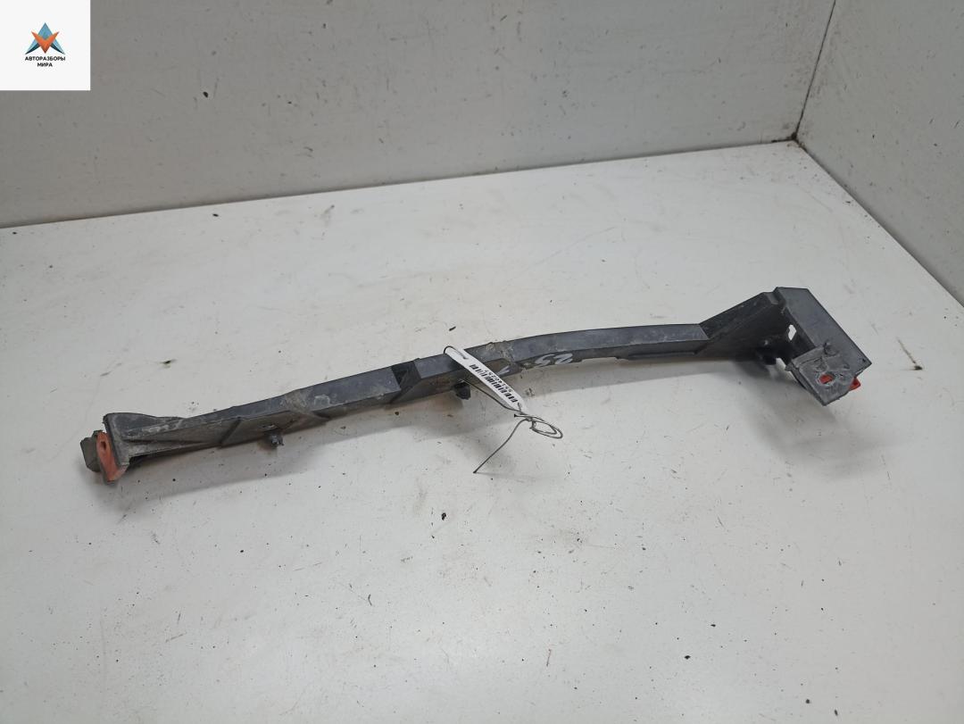 кронштейн переднего бампера Opel Vectra C 2004, 2.2 л., бензин, АКПП, серый, хетчбэк 5 дв., 13140761 - фото №1