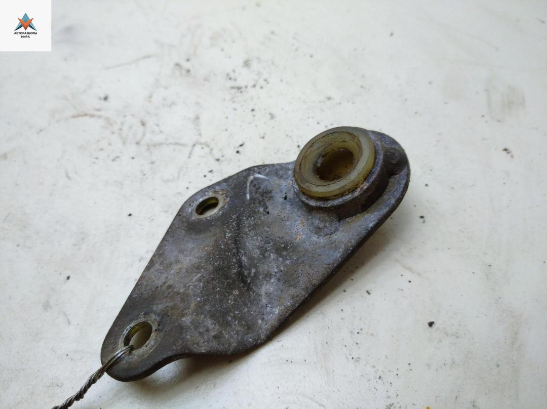 Тяга кулисы КПП Volkswagen Transporter T4 1994, 2.4 л., дизель, МКПП, серый, микроавтобус, 701711166 - фото №1