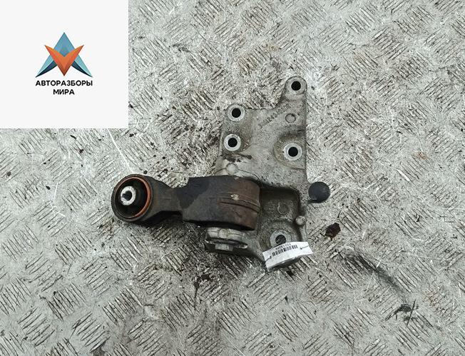 кронштейн КПП Peugeot Expert 2 поколение 2011, 2.0 л., дизель, МКПП, белый, фургон, 1401243480 - фото №1