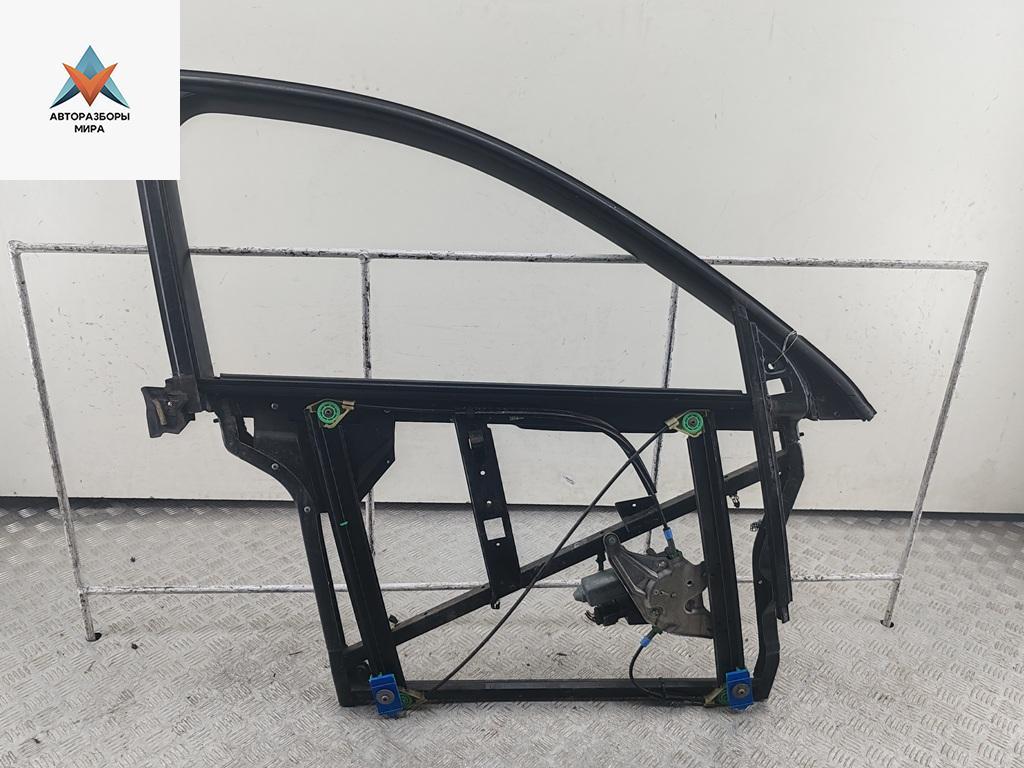 стеклоподъемник электрический передний правый Audi A6 4B/C5 1997, 2.4 л., бензин, МКПП, синий, седан, 4B0837398 - фото №1