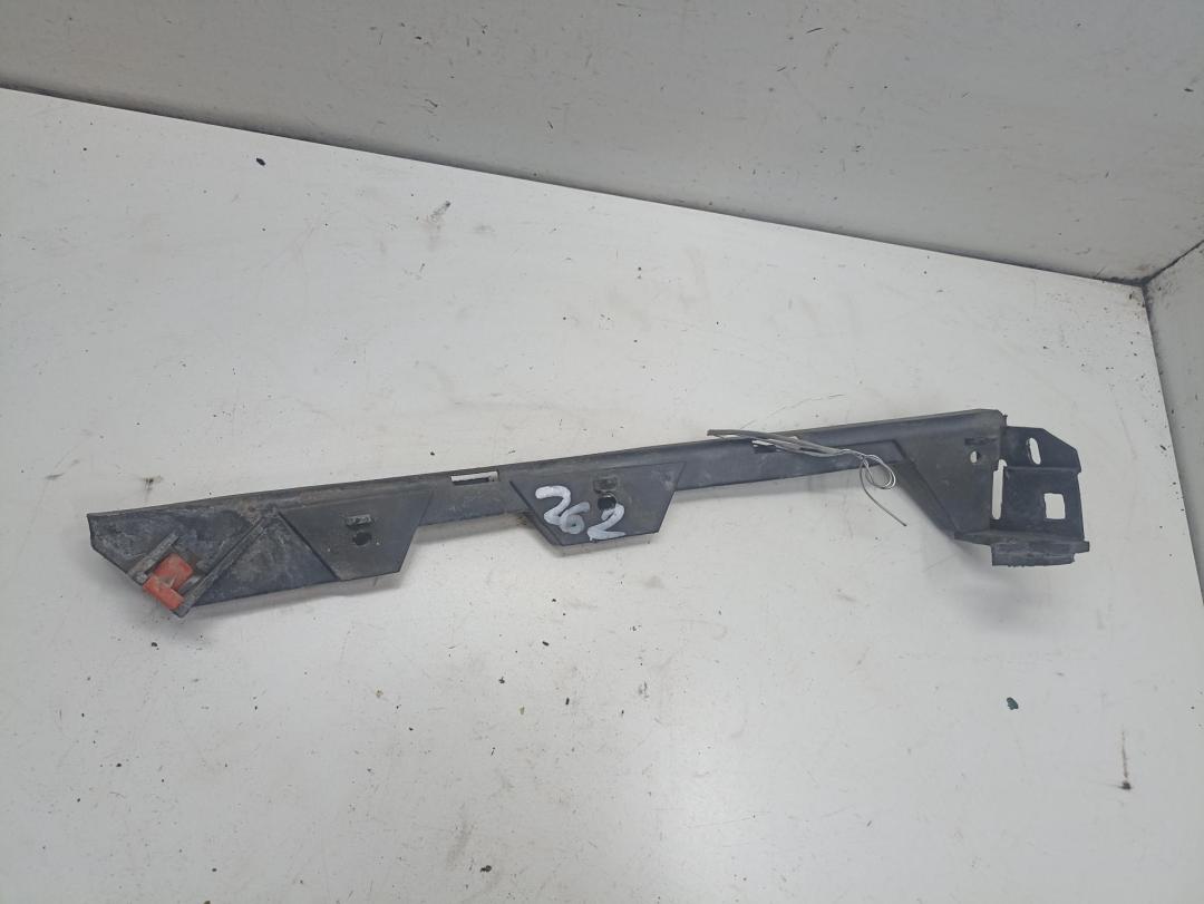 кронштейн переднего бампера Opel Vectra C 2004, 2.2 л., бензин, АКПП, серый, хетчбэк 5 дв., 13140760