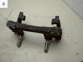 скоба суппорта Alfa Romeo 159 1 поколение 2005, 1.9 л., бензин, МКПП, серый, седан