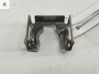 крепление форсунки Audi A6 4B/C5 1997, 2.4 л., бензин, АКПП, зелёный, седан, 035906037