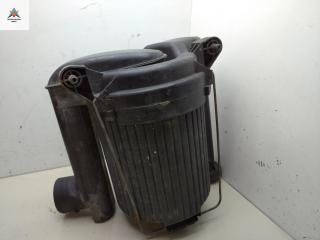 корпус воздушного фильтра Volkswagen Transporter T4 1994, 2.4 л., дизель, МКПП, белый, микроавтобус, 044129620