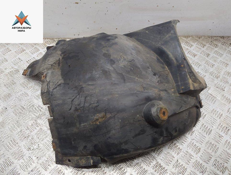 Подкрылок передний правый Mercedes-Benz C-Класс W203/S203/CL203 2001, 2.6 л., бензин, универсал, 2038840522 - фото №1