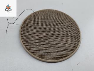 Сетка (решетка) динамика Volkswagen Golf 4 поколение 1999, 1.9 л., дизель, МКПП, белый, универсал, 3B0868149