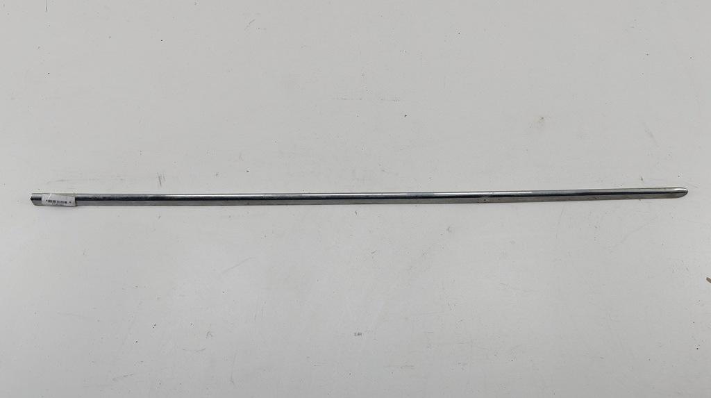 молдинг двери передней правой Volkswagen Passat B6 2007, 2.0 л., дизель, МКПП, серый, универсал, 3C0853516