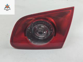 фонарь крышки багажника правый Volkswagen Passat B6 2006, 2.0 л., дизель, МКПП, чёрный, универсал, 27448002