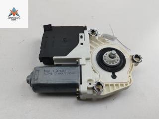 моторчик стеклоподъемника передний правый Volkswagen Golf 5 поколение 2004, 1.6 л., бензин, АКПП, серый, хетчбэк 5 дв., 1K0959792C