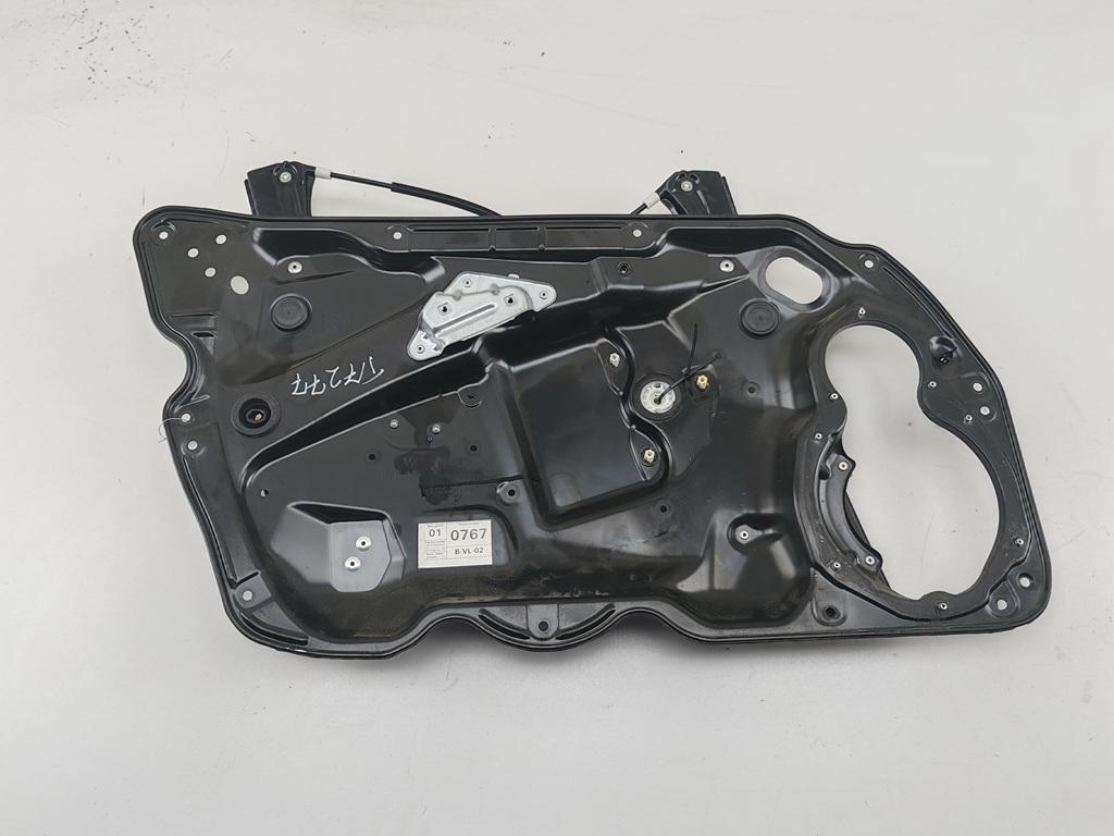 стеклоподъемник электрический передний левый Volkswagen Passat B6 2006, 2.0 л., дизель, МКПП, чёрный, универсал, 3C1837755