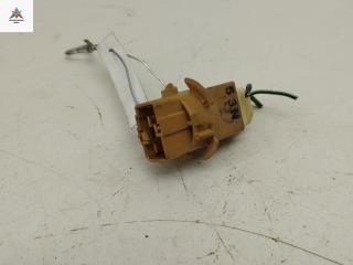 Патрон лампы фонаря Mazda 6 GG [рестайлинг] 2005, 2.0 л., бензин, МКПП, чёрный, хетчбэк 5 дв.