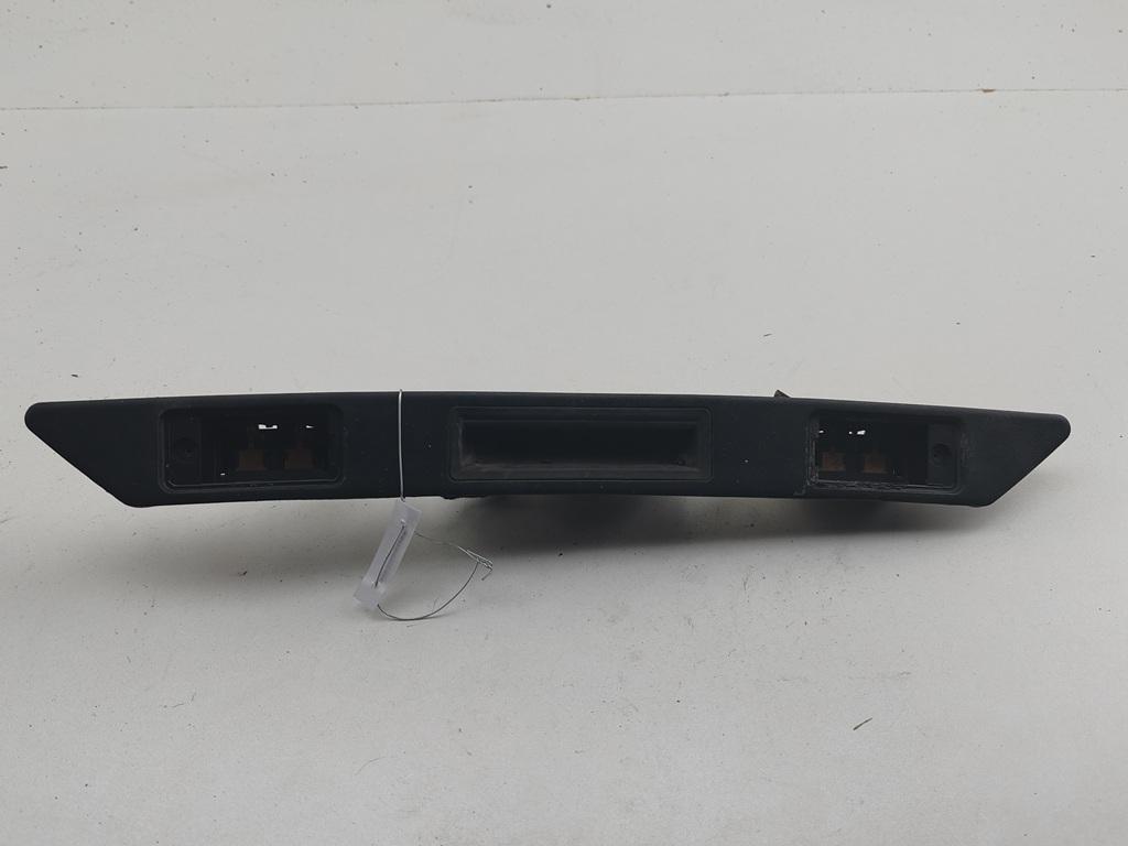 ручка крышки багажника Audi A3 8P 2003, серый, хетчбэк 3 дв., 8P0827574