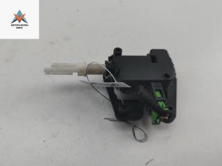 активатор замка багажника Audi A4 B6 2003, 2.4 л., бензин, АКПП, серый, универсал, 8E9827833