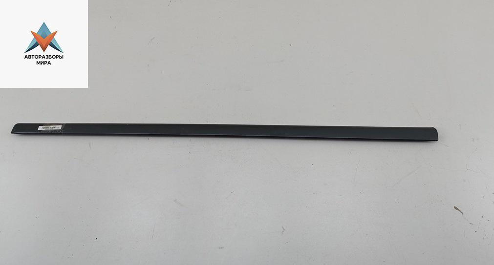 молдинг двери передней левой Audi A4 B7 2005, 3.0 л., дизель, АКПП, серый, универсал, 8E0853953 - фото №1