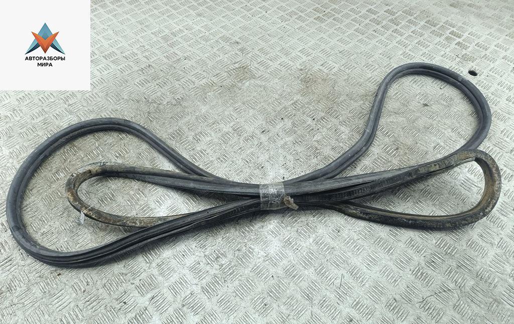 уплотнитель Mercedes-Benz Vito-2 / Viano W639 2006, 2.2 л., дизель, МКПП, белый, микроавтобус - фото №1