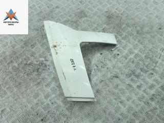 ресничка (ус) правой фары Volkswagen Crafter 1 поколение 2007, 2.5 л., дизель, МКПП, белый, микроавтобус