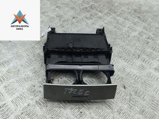 подстаканник BMW X5 E53 [рестайлинг] 2003, 3.0 л., бензин, МКПП, чёрный, внедорожник 5 дв., 8253125