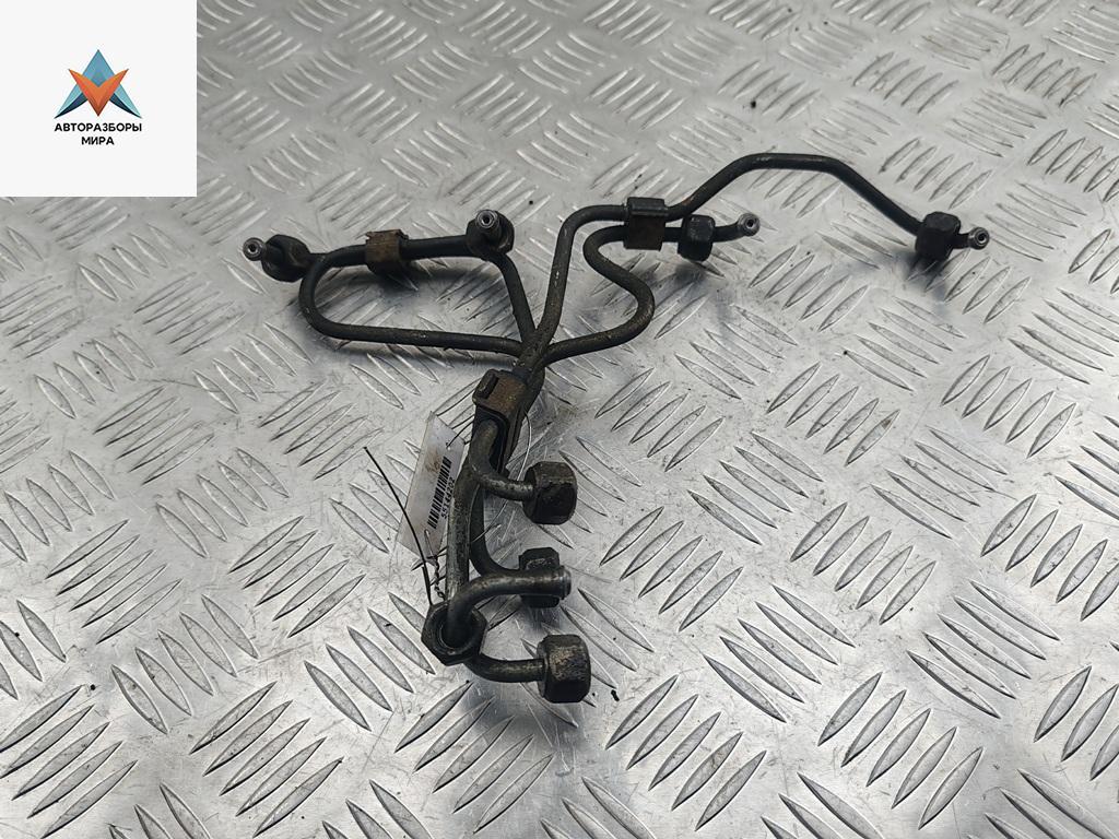 трубка ТНВД Volkswagen Transporter T4 1991, 1.9 л., дизель, МКПП, белый, микроавтобус - фото №1