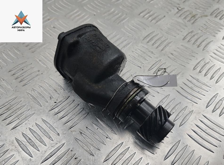 насос вакуумный Volkswagen Transporter T4 1991, 1.9 л., дизель, МКПП, белый, микроавтобус, 028207A - фото №1