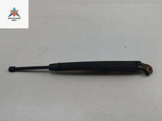 Щеткодержатель (поводок стеклоочистителя) задний Volkswagen Passat B6 2006, 2.0 л., дизель, МКПП, красный, универсал