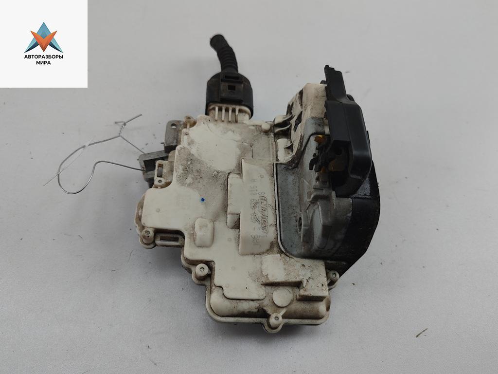 замок двери задней правой Audi A6 4F/C6 2007, 2.0 л., TFSI, бензин, МКПП, чёрный, седан, 4F0839016A - фото №1