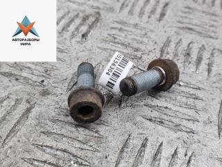 Болт крепления Volkswagen Golf 4 поколение 2001, 1.4 л., бензин, МКПП, синий, хетчбэк 5 дв., 238D