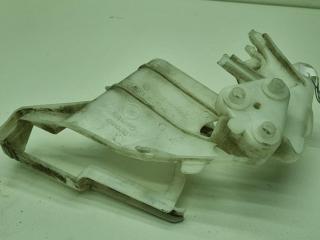 Накладка на ручку двери Volkswagen Passat B6 2006, 2.0 л., дизель, МКПП, красный, универсал, 3C0837868B