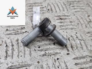 Болт крепления Volkswagen Phaeton 1 поколение 2003, 3.2 л., бензин, АКПП, чёрный, седан