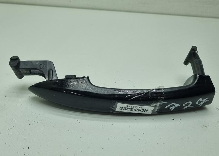 Накладка на ручку двери Volkswagen Passat B6 2006, 2.0 л., дизель, МКПП, чёрный, универсал, 3C0837210