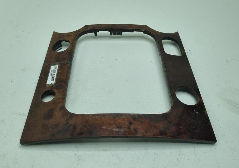 накладка декоративная Volkswagen Touareg 1 поколение 2004, 5.0 л., дизель, АКПП, чёрный, внедорожник 5 дв., 7L6863916 - фото №1