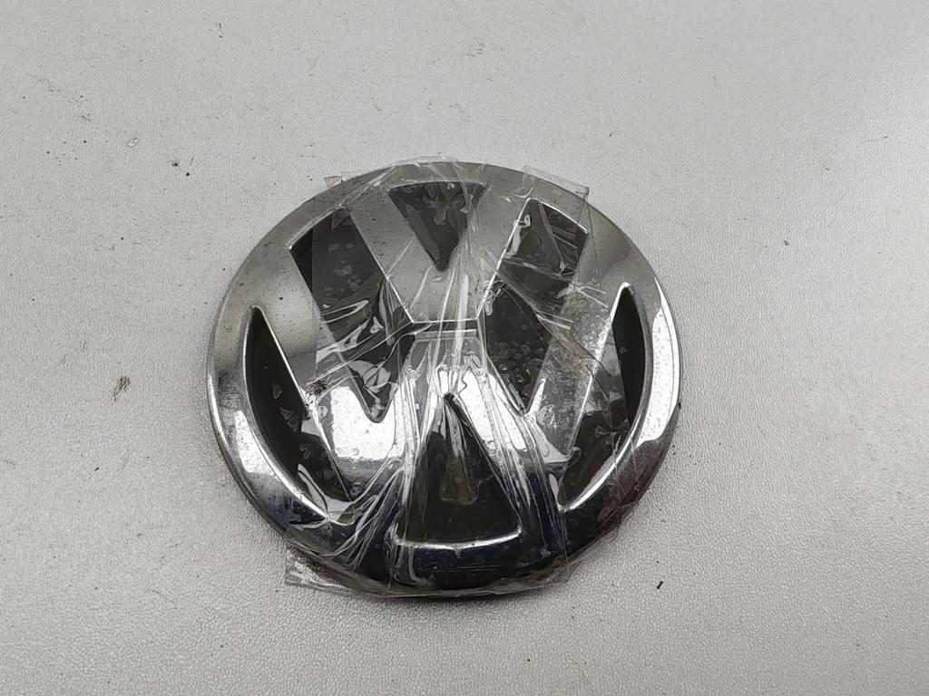эмблема Volkswagen Passat B5+ (GP) 2002, 2.0 л., бензин, МКПП, серый, универсал, 3B9853630