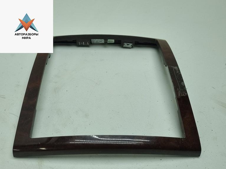 накладка декоративная Volkswagen Touareg 1 поколение 2004, 5.0 л., дизель, АКПП, чёрный, внедорожник 5 дв., 7L686337E - фото №1