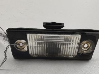 подсветка номера Volkswagen Golf 4 поколение 1999, 1.9 л., дизель, МКПП, белый, универсал, 1J5943021